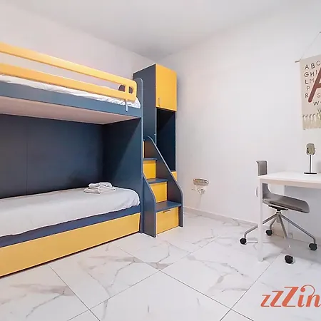 Appartement A Stunning With Spectacular Sea Views *