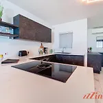 アパート St Paul's 3br - Spectacular Sea Views セント・ポールズ・ベイ