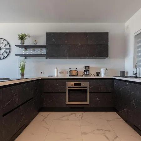 A Stunning With Spectacular Sea Views *